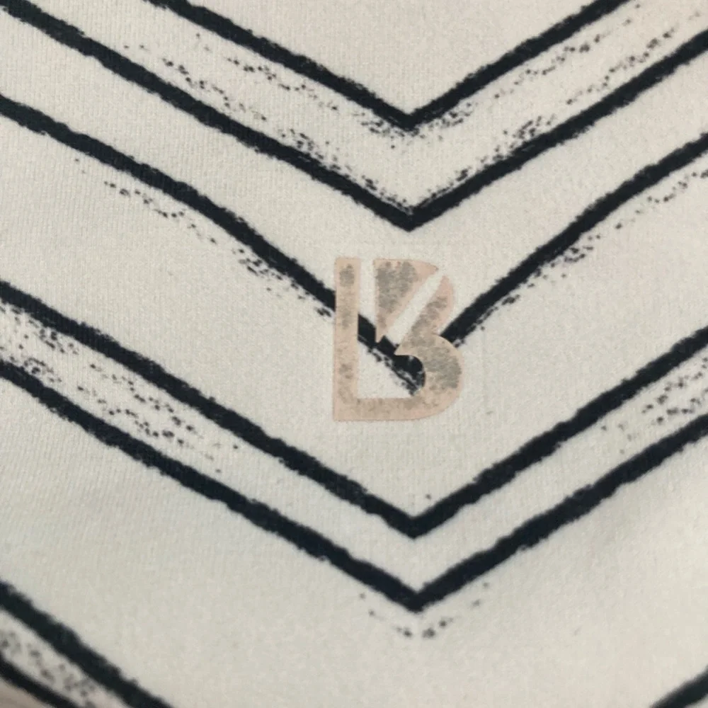 Buffbunny Graphic Striped Leggings Size Medium White Black